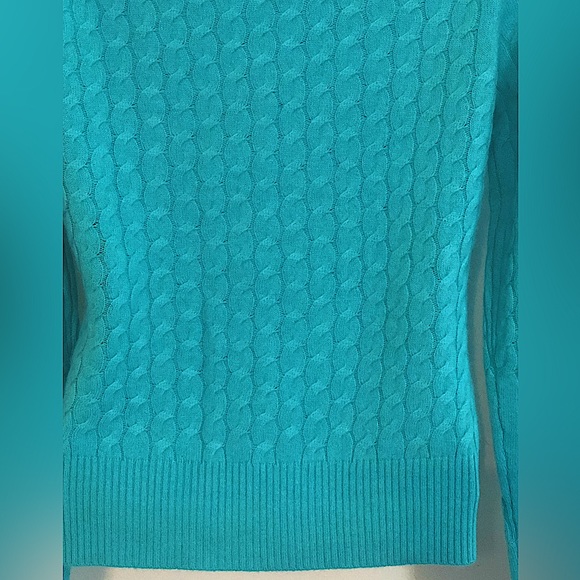 Geneva Cashmire Turquise Blue Turtleneck Sweater ,Cable Design. Woman’s Size S - Picture 4 of 9